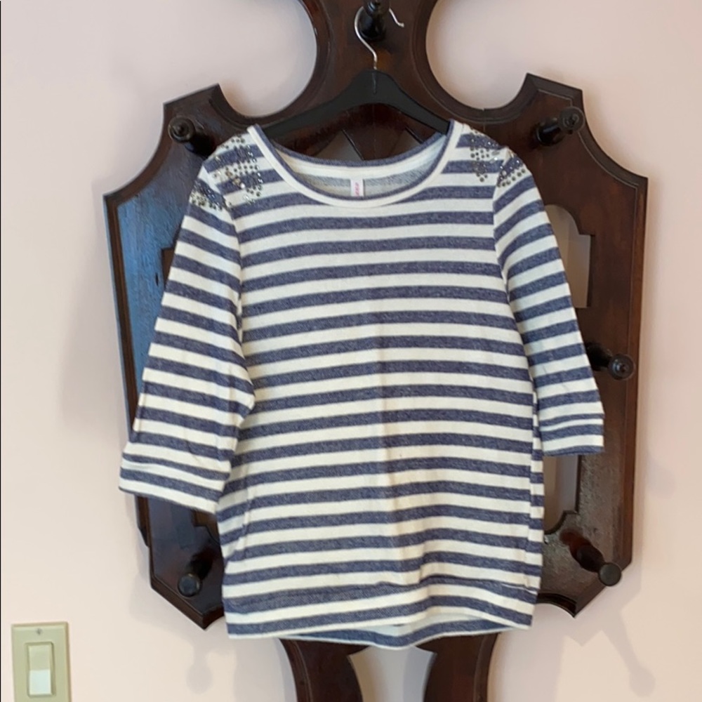 Girls 3/4 length sleeve, striped top